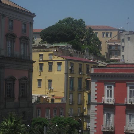 Al 68 Di Piazza Cavour Bed & Breakfast Naples Luaran gambar