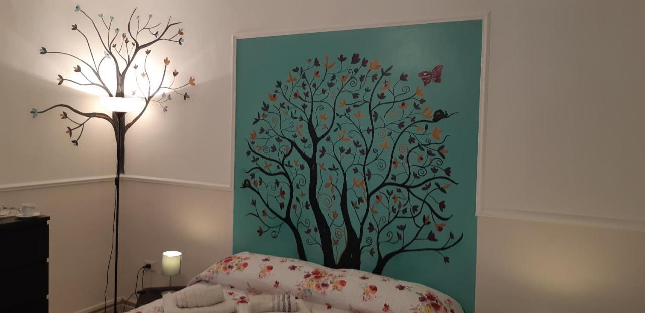 Al 68 Di Piazza Cavour Bed & Breakfast Naples Luaran gambar