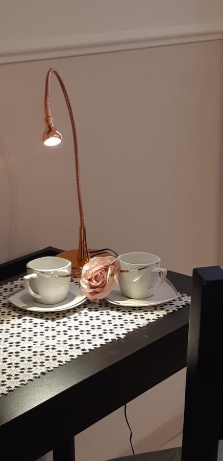 Al 68 Di Piazza Cavour Bed & Breakfast Naples Luaran gambar
