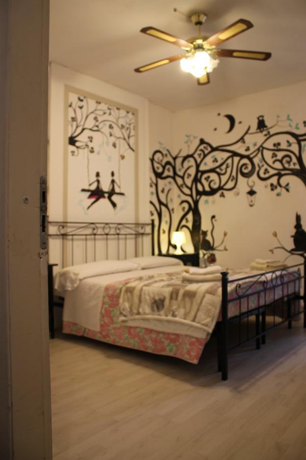 Al 68 Di Piazza Cavour Bed & Breakfast Naples Luaran gambar