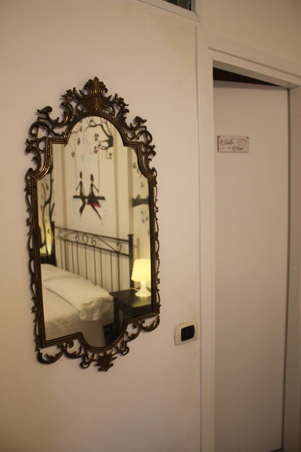 Al 68 Di Piazza Cavour Bed & Breakfast Naples Luaran gambar