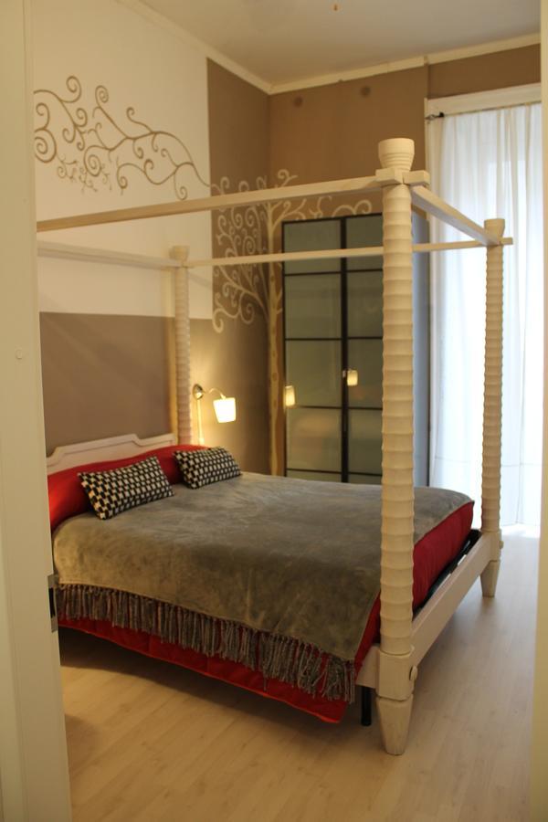 Al 68 Di Piazza Cavour Bed & Breakfast Naples Luaran gambar