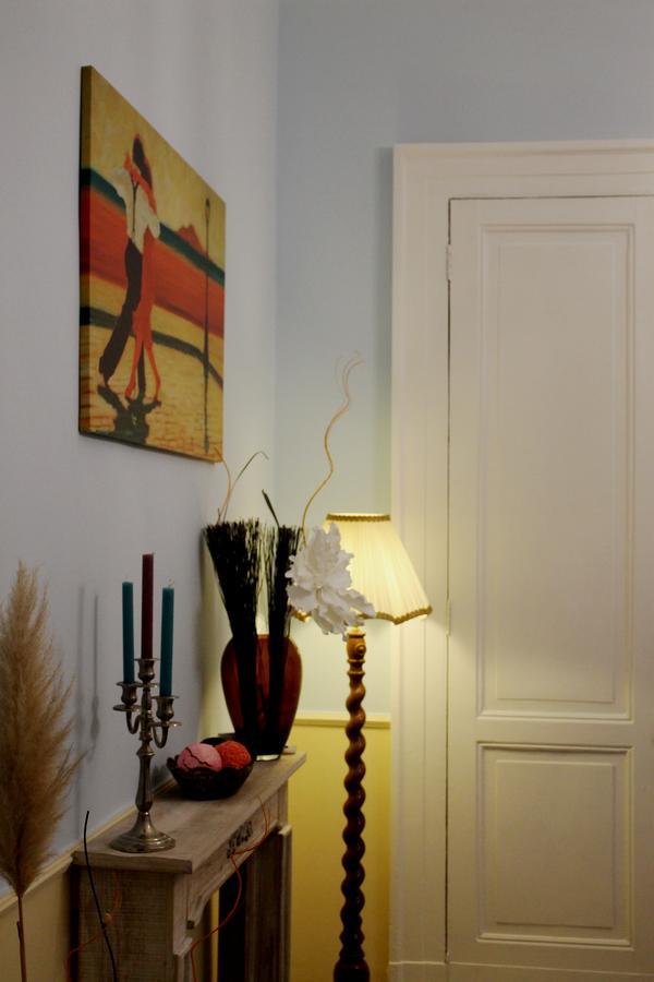 Al 68 Di Piazza Cavour Bed & Breakfast Naples Luaran gambar
